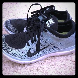 Nike free 4.0 FLYKNIT